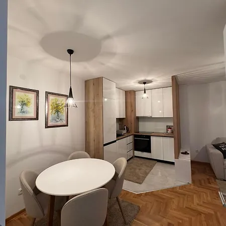 Apartment Sara 1 *